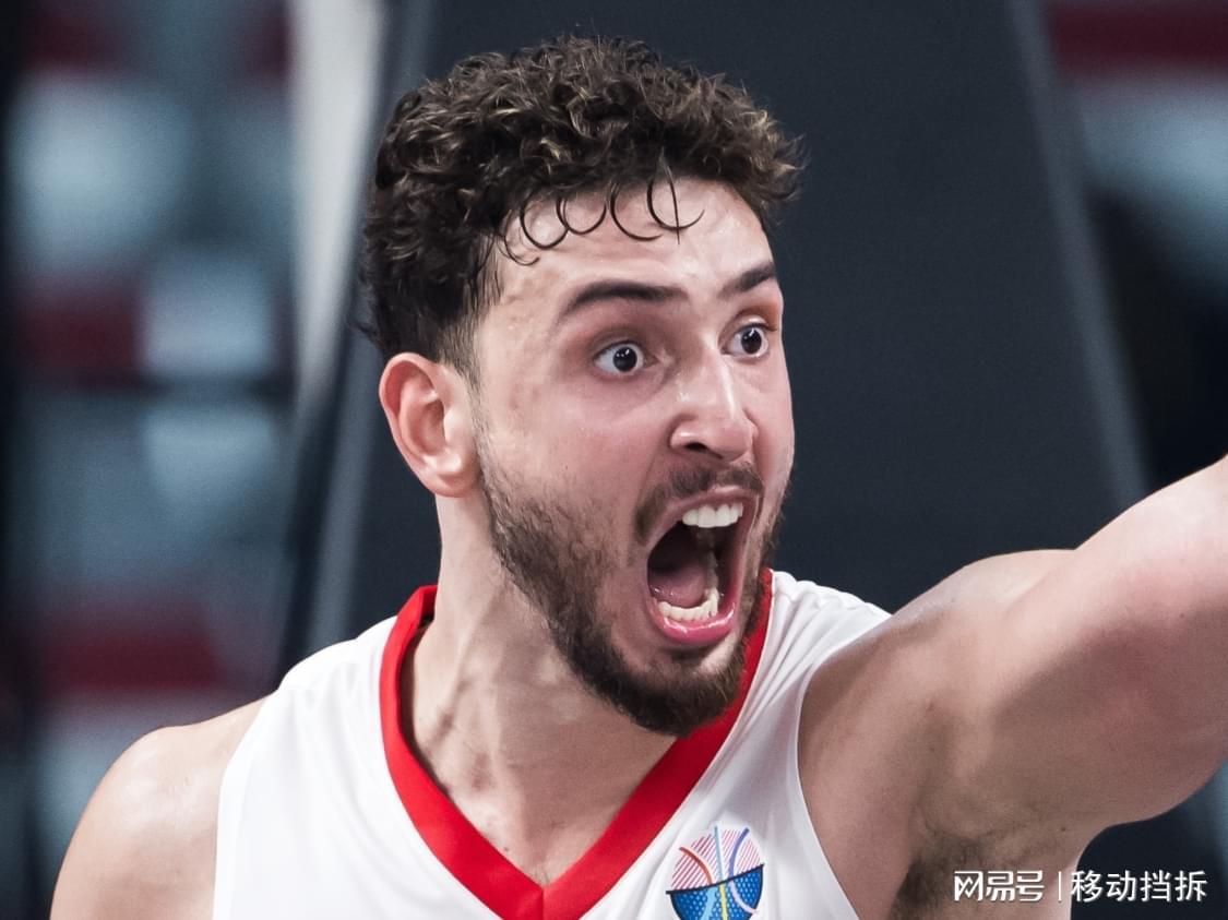 华体在线登录官网-队友的认可！马兹：申京是我合作过的最强中锋，他比恩比德还要强